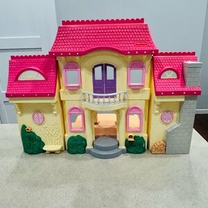 1997 Fisher-Price~Foldable Loving Family Grand Dollhouse~Pink Roof #74618~VTG